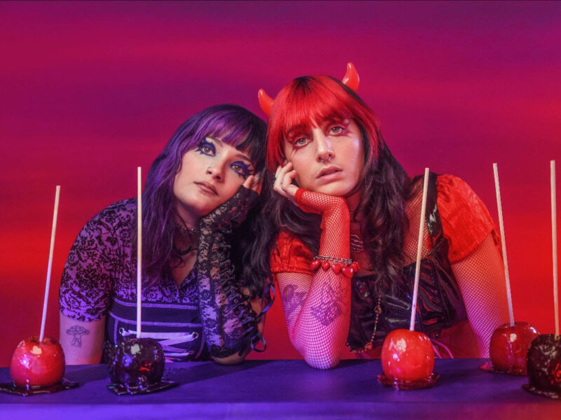 News: Teenage Joans Announce Debut Album ‘The Rot That Grows Inside My Chest’ & Share Glossy New Single ‘Candy Apple’.